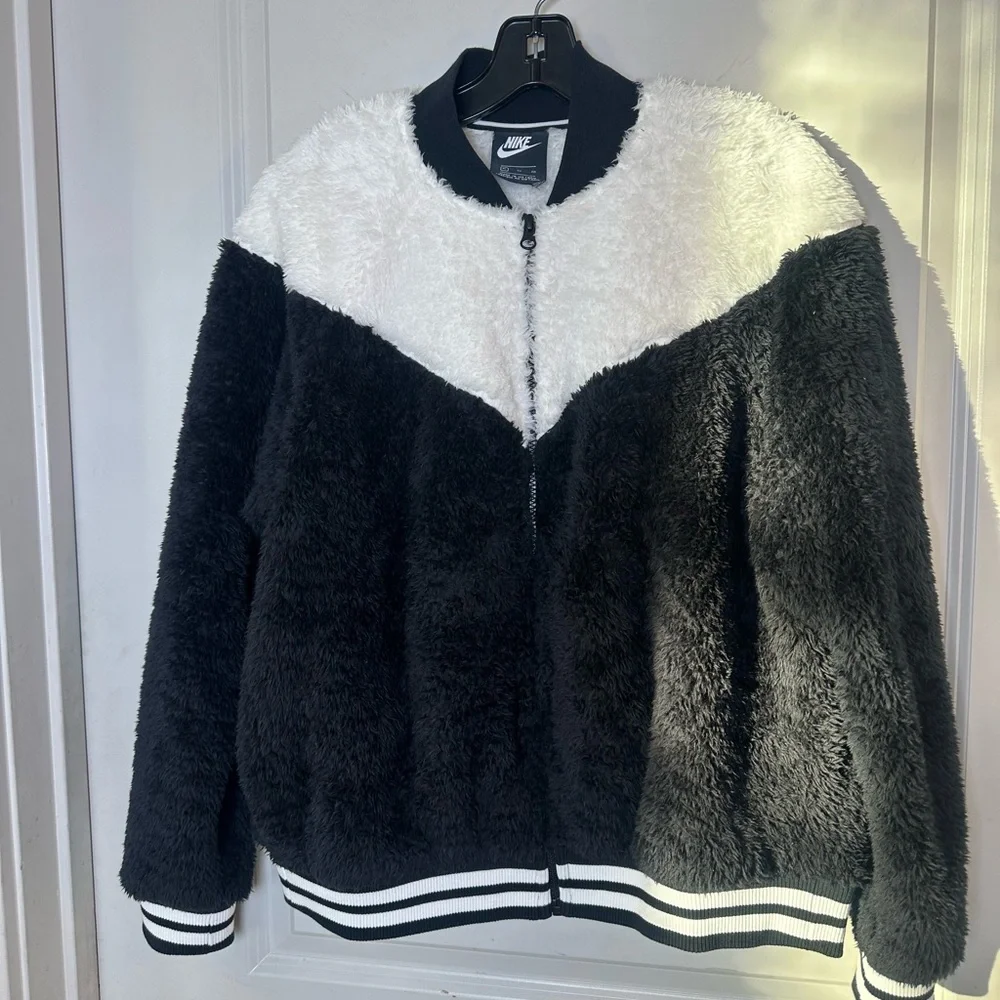 NIKE Sherpa Black & White Panda Full Zip Sportswear Jacket, Size XL